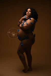 fotoshoot zwangere buik naakt